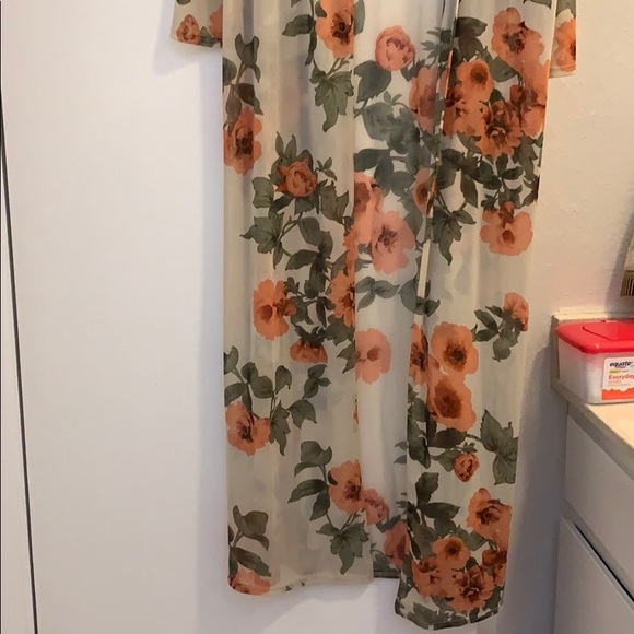 ALLÍ. ROSE. KIMONO. - Picture 3 of 8